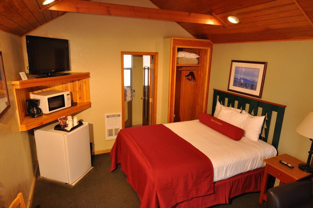 The Cabins At Zephyr Cove Hotel Exterior photo